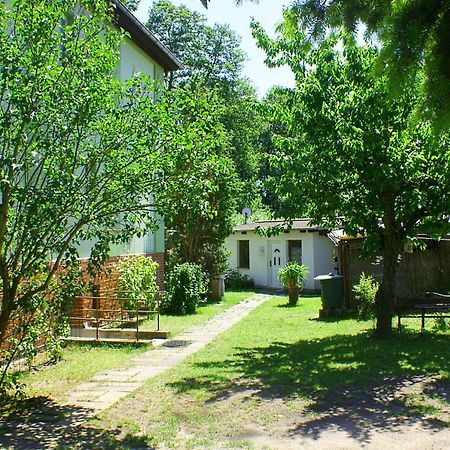 Villa Ferien Am Hegensteinbach à Fürstenberg-Havel Extérieur photo